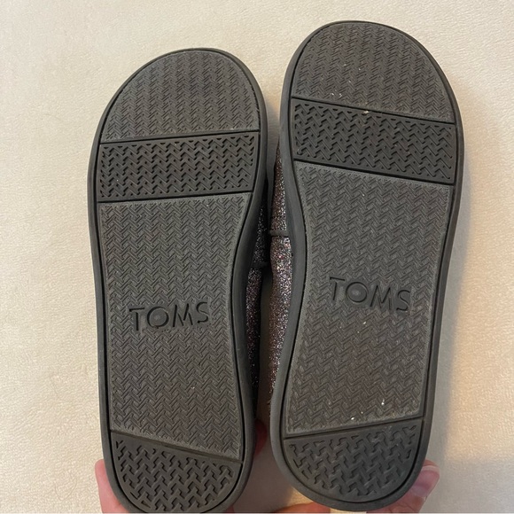 Tom’s girls multicolored glitter classic slip on loafers - Picture 8 of 8